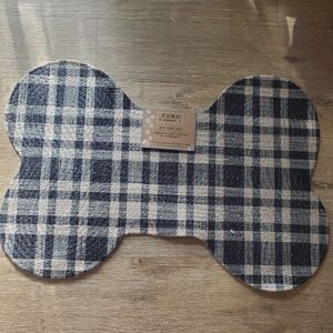 Pet Bowl Mat PAWS Of Distinction Plaid Bone-Shaped Navy & Cream Dog Or Cat NWT